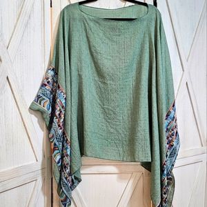 Three Bird Nest Fallon Poncho - One Size in Green Embroidered Material